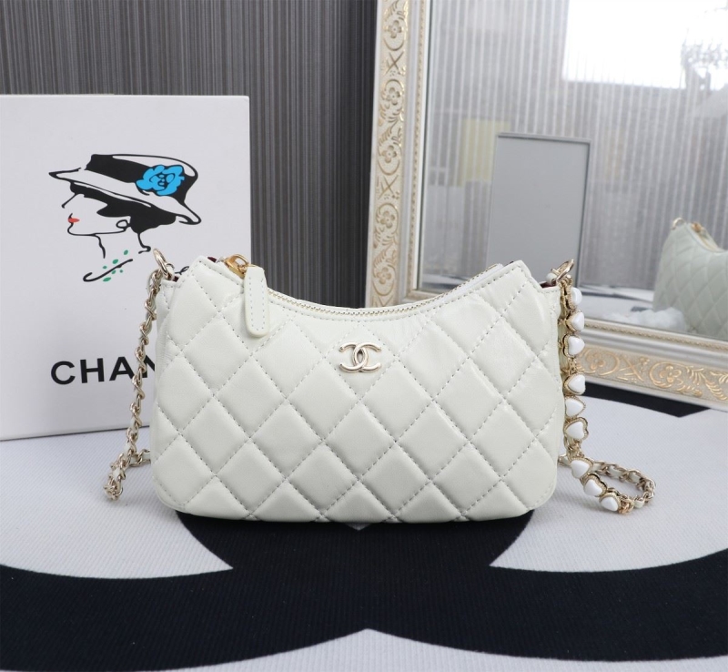 Ch**el hobo bags